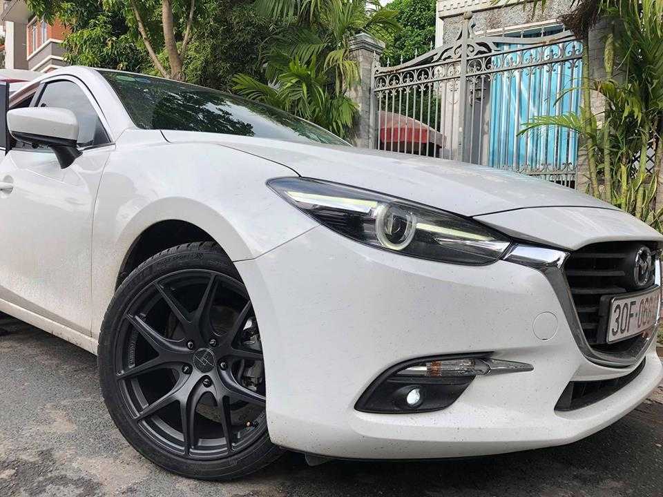 đèn pha mazda 3 bản 2.0