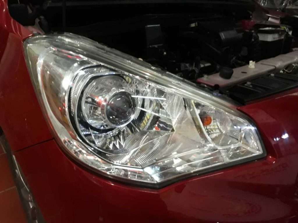 độ đèn bi xenon attrage